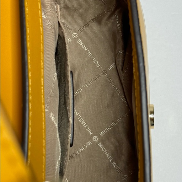 Michael Kors Lyra Small Leather Flap Crossbody Golden Rod NEW - Picture 10 of 12